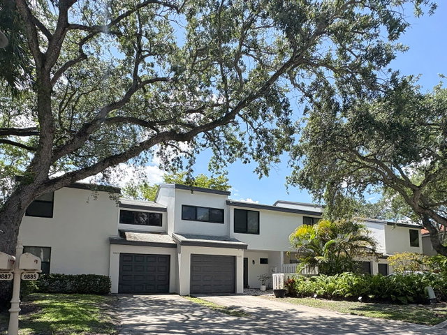 Fairway Cove  photo 2